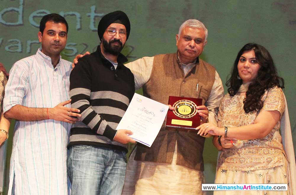 Gurjeet Singh Awarded for Best Student in Pencil Shading