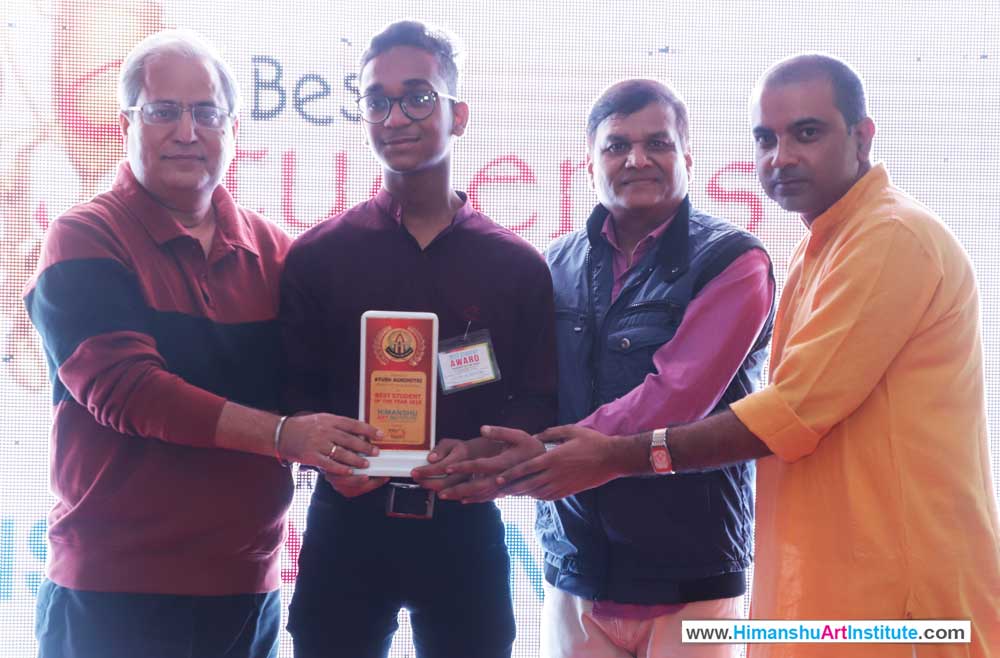 Ayush Agnihotri Awarded for Best Student in Drawing & Painting