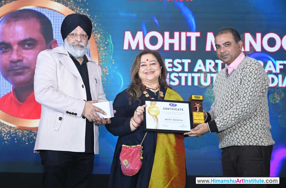 Star Indian Icon Award 2025 for Best Art & Craft Institute in India, Indian Television and Film Actress Supriya Shukla presented the Award of Excellence to Mr Mohit Manocha, Founder of Himanshu Art Institute received that award, best painting institute in india, best art institute in india, best fine arts colleges in india, best fine arts institute in india, best fine arts institute in delhi, best art and craft colleges in india, best institute for fine arts in india, best craft classes near me, best colleges for fine arts, himanshu art institute, best drawing institute in india, best drawing classes in india, best drawing school in india, fine art schools in india