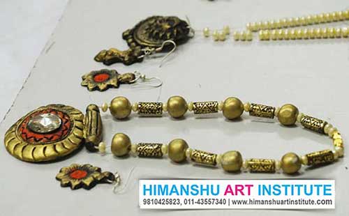 Hobby Course in Jewellery Making