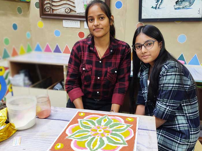 Diwali Celebration at Himanshu Art Institute, New Delhi, India, Fine Art Institute, Institute of Fine Art, Art & Craft Classes, Resin Art Classes, Online Drawing Classes, Online Painting Classes, Indian Art Courses, Indian Art Classes, Madhubani Painting Classes, Mandala Art Classes, Lippan Art Classes, Acrylic Painting Classes, Oil Painting Classes, Freehand Drawing Classes, Sketching Classes, Fashion Sketching Classes, BFA Degree Course, Best Art Colleges in India, Best Fine Art Institute in India